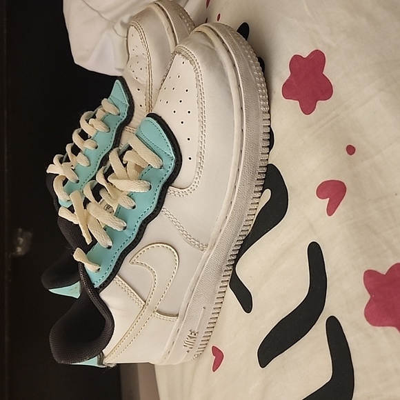 Nike Air Force 1 - Size 1.5Y - Picture 1 of 4